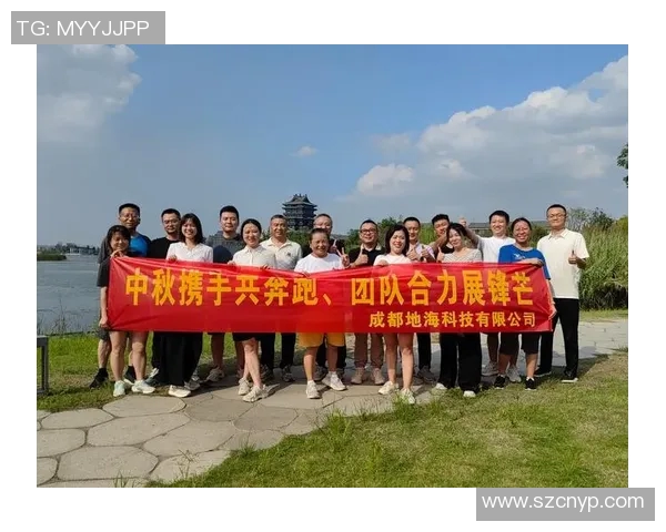 成都乒乓球队在世锦赛中的团队协作表现与战术配合分析